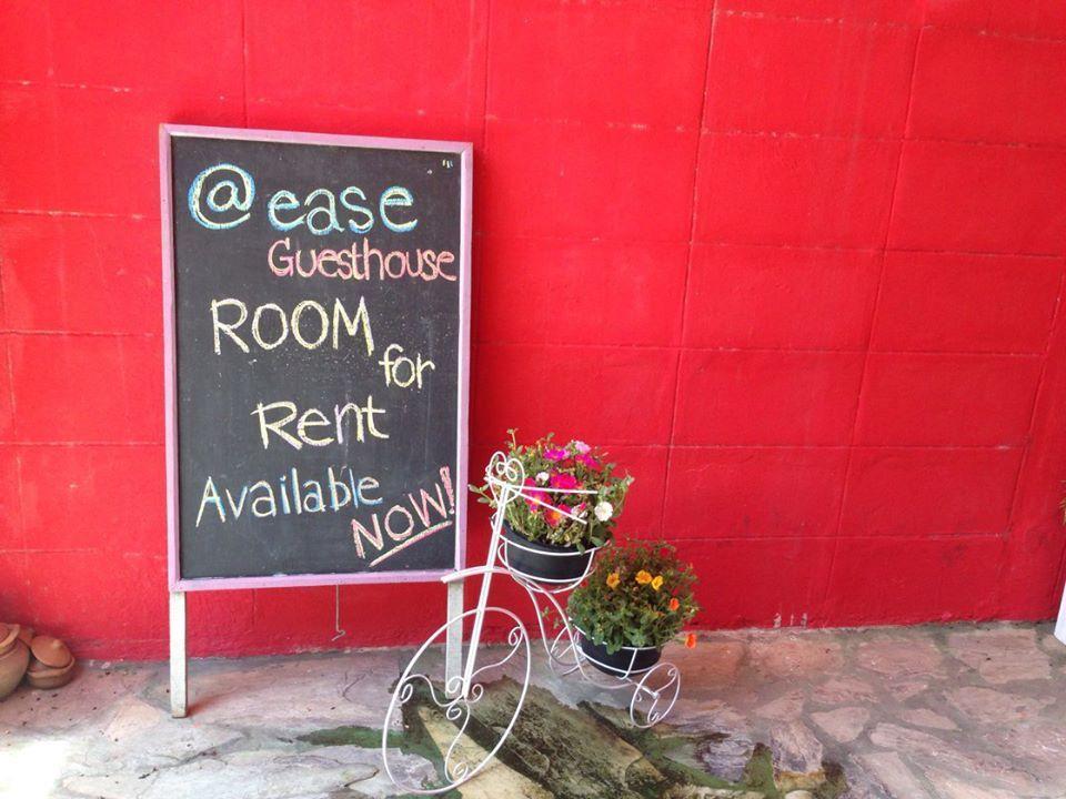 At Ease Guesthouse Pattaya Esterno foto